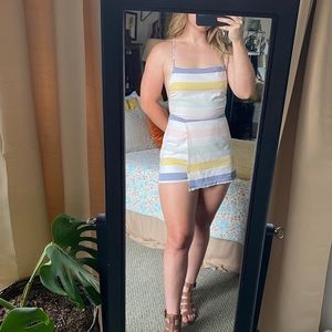 COOPERATIVE PASTEL TUNIC SKORT 💛💙🤍